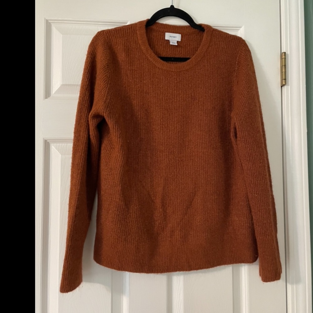 Old Navy sweater